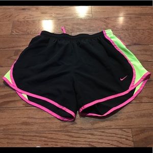 Nike Girls Running Shorts (L)